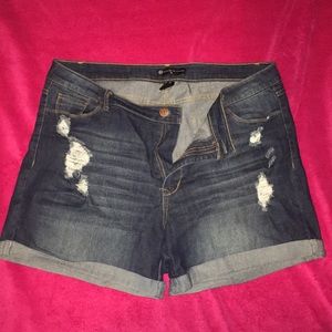Dark wash jean shorts size 18